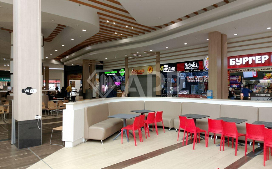 Корнер на ФУД молле в ТРЦ ОТРАДА фото