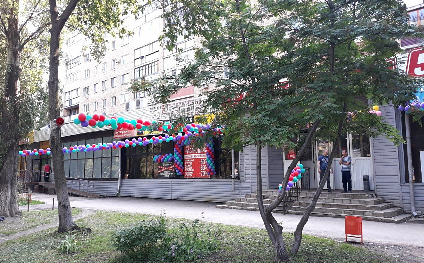 Торговое помещение, 130 м² фото