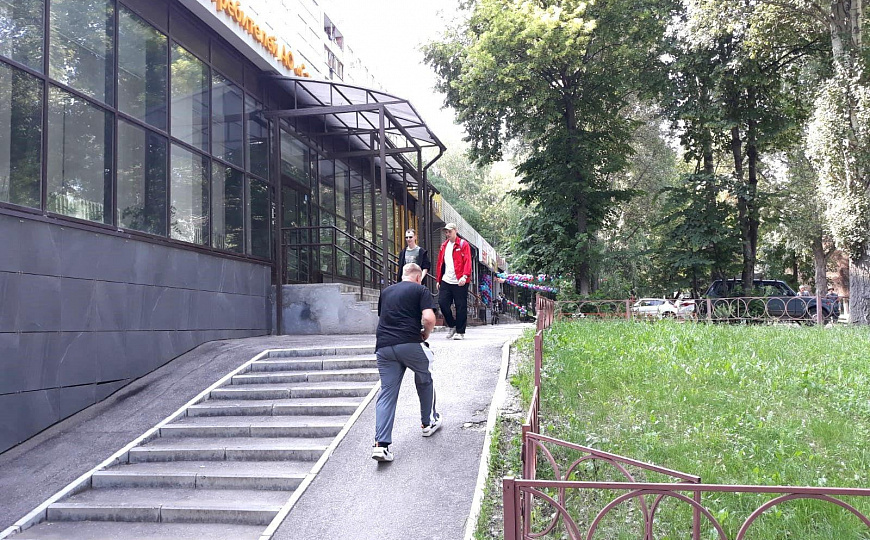 Торговое помещение, 130 м² фото