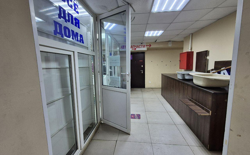 Сдам цокольное помещение свободного назначения 36 кв.м. фото