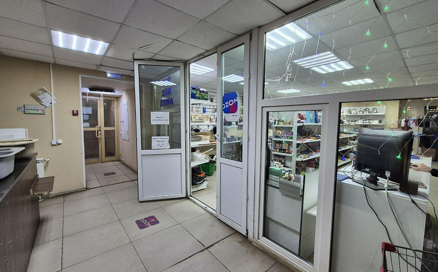 Сдам цокольное помещение свободного назначения 36 кв.м. фото