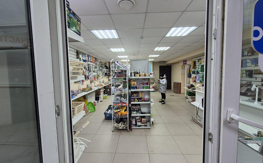 Сдам цокольное помещение свободного назначения 36 кв.м. фото