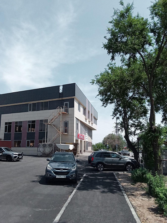 Сдам второй этаж 314м2 в отдельно стоящем здании фото