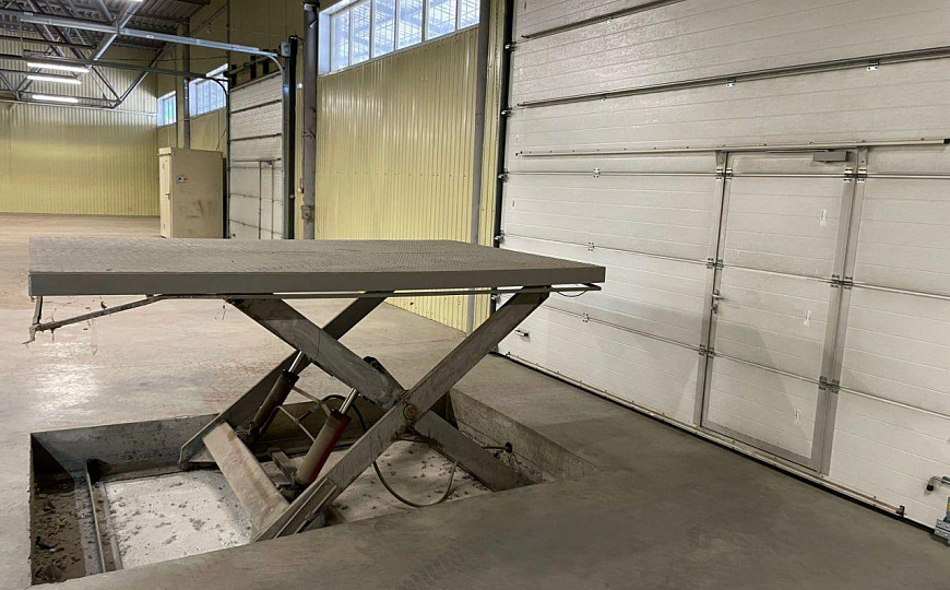 Складское помещение на территории складского комплекса 1055 м.кв. фото