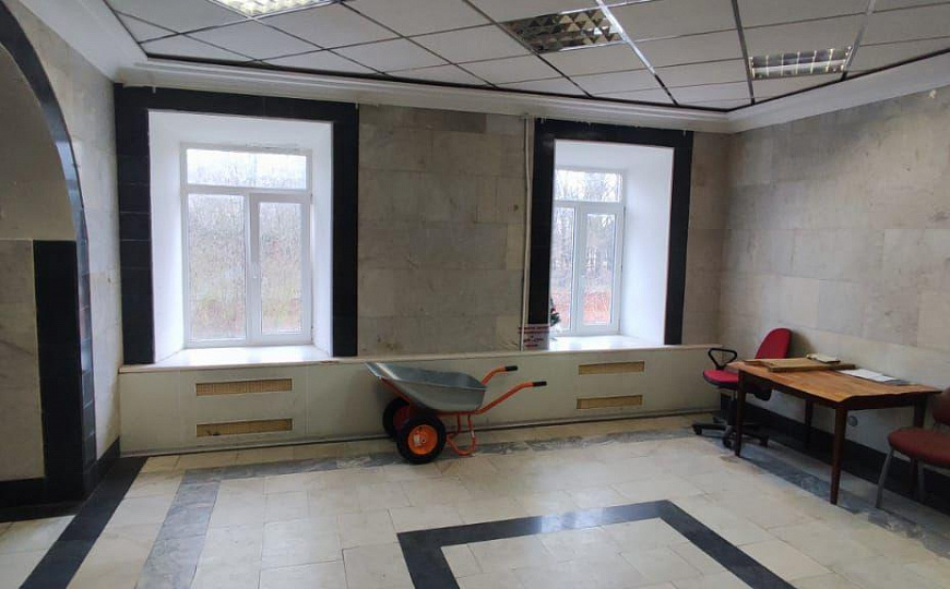 Продам офисное помещение, 420 м² фото