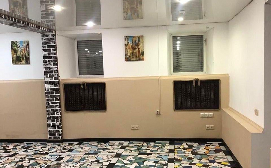 Помещение на первой линии, 86 м² фото