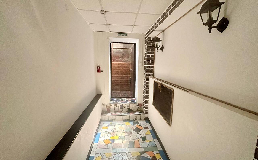 Помещение на первой линии, 86 м² фото