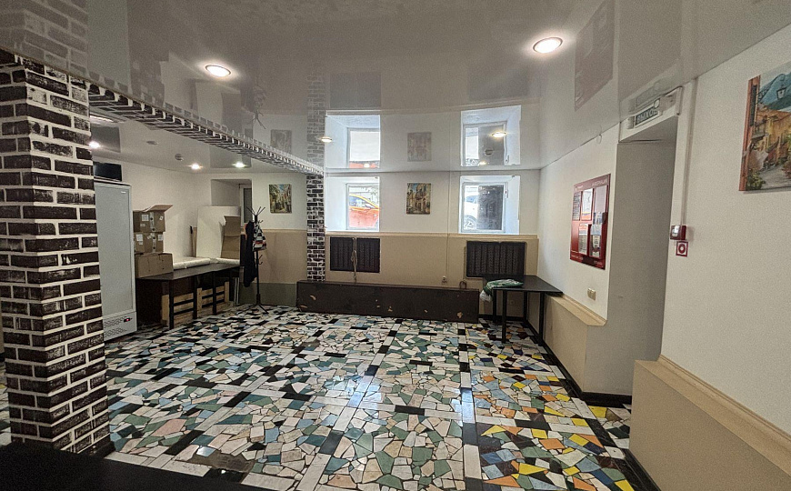 Помещение на первой линии, 86 м² фото