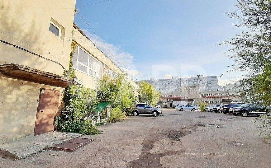 Помещения 106,8м² на ул. Адоратского 12б. фото