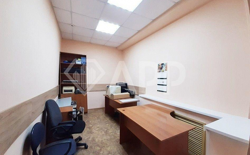 Помещения 106,8м² на ул. Адоратского 12б. фото