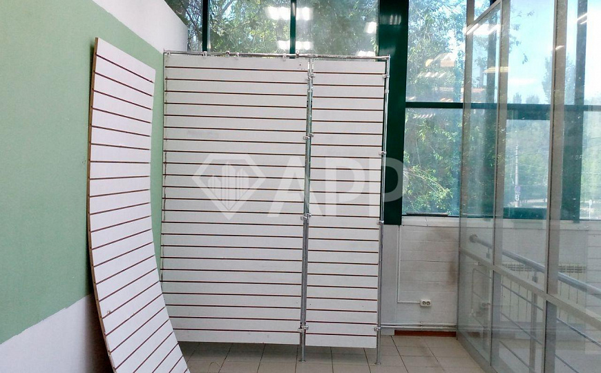 Торговое помещение в торговом центре, 21 м² фото