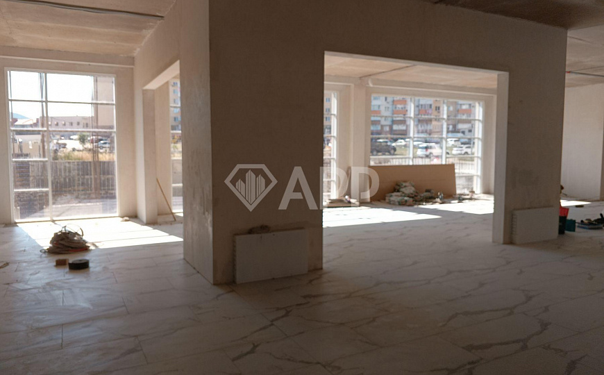 Сдам торговое помещение, до  275 м² фото