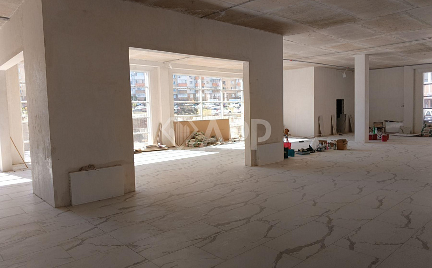 Сдам торговое помещение, до  275 м² фото