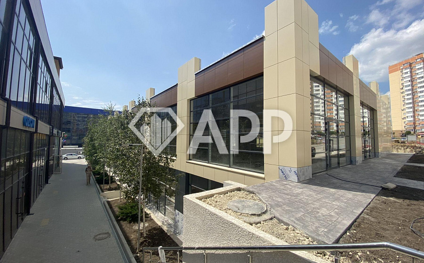 Сдам торговое помещение, до  275 м² фото