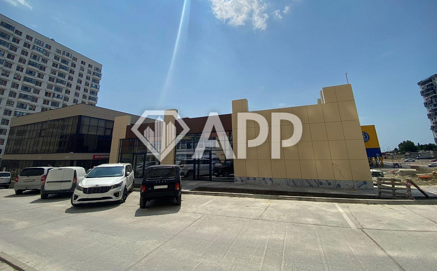 Сдам торговое помещение, до  275 м² фото