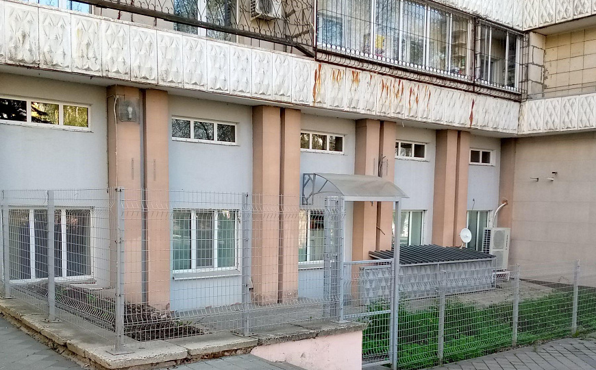 Помещение 230 м² около Драматического театра фото