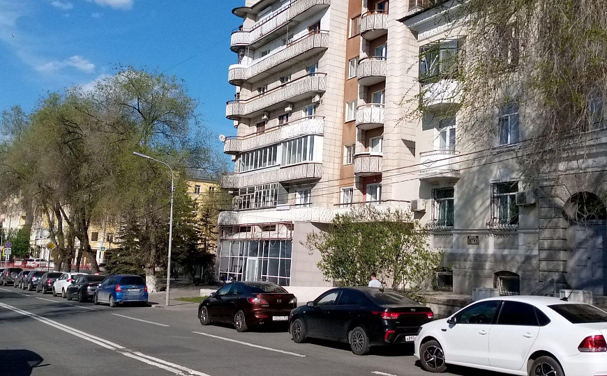 Помещение 230 м² около Драматического театра фото