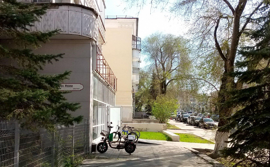 Помещение 230 м² около Драматического театра фото