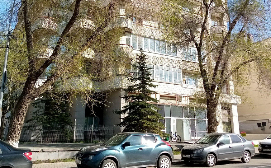 Помещение 230 м² около Драматического театра фото