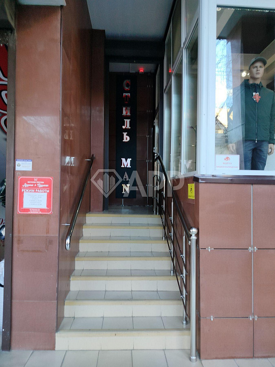 Продаю торговое помещение, 103,2 м² фото