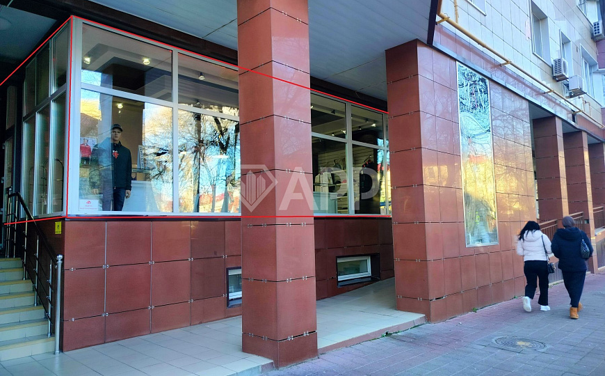 Продаю торговое помещение, 103,2 м² фото