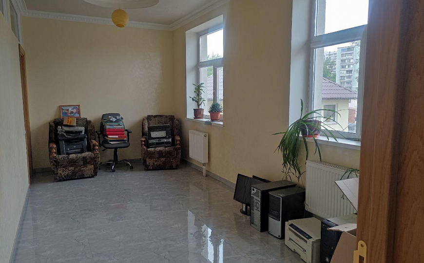 Сдам офисное помещение 300 м2 фото