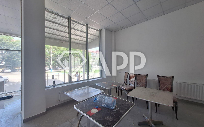 Сдам торговое помещение 112  м² От собственника. Без комиссии. фото