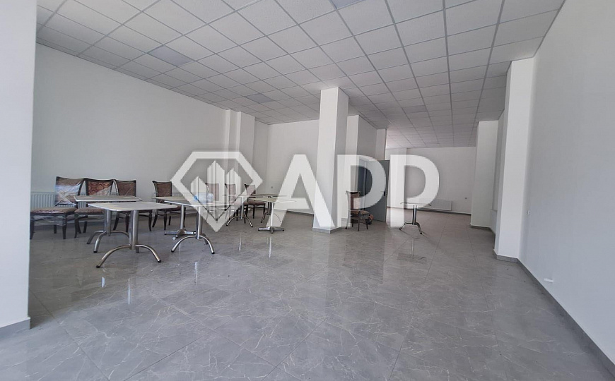 Сдам торговое помещение 112  м² От собственника. Без комиссии. фото