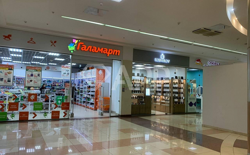 Торговое помещение в ТРЦ Республика фото