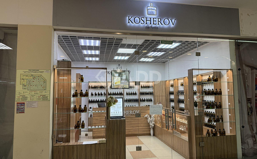 Торговое помещение в ТРЦ Республика фото