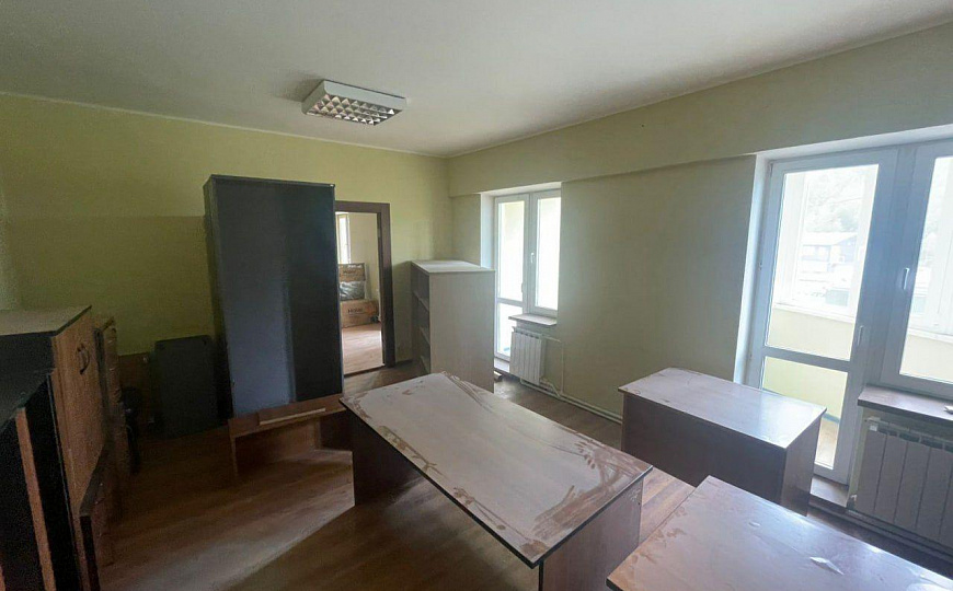 Сдам офисные помещения от 12 м.кв. до 32,7 м.кв. 313,3 м.кв. фото