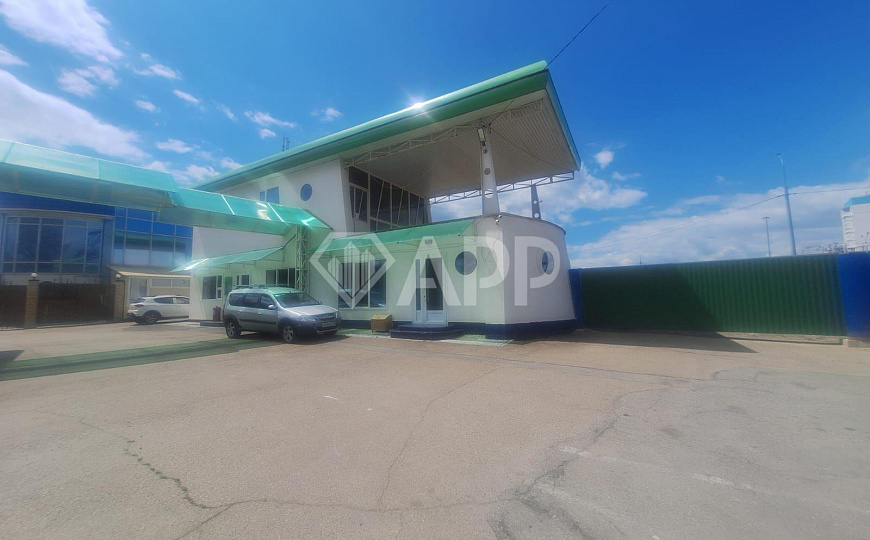 Сдам торговое помещение, 150 м² фото