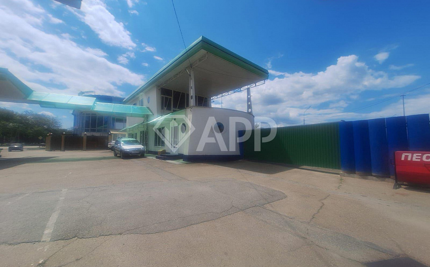 Сдам торговое помещение, 150 м² фото