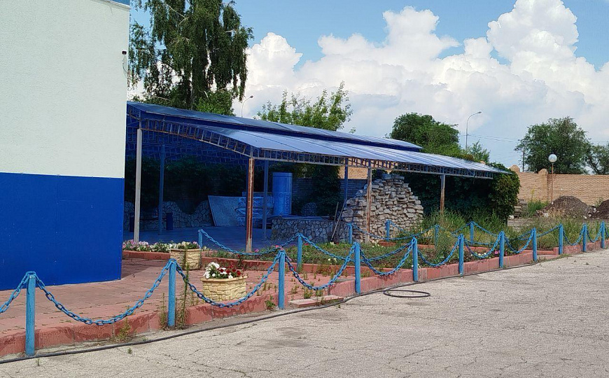 Гостиница 1000 м2 на 1линии фото