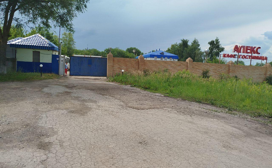 Гостиница 1000 м2 на 1линии фото