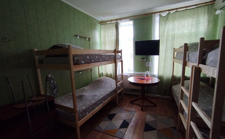 Гостиница 1000 м2 на 1линии фото