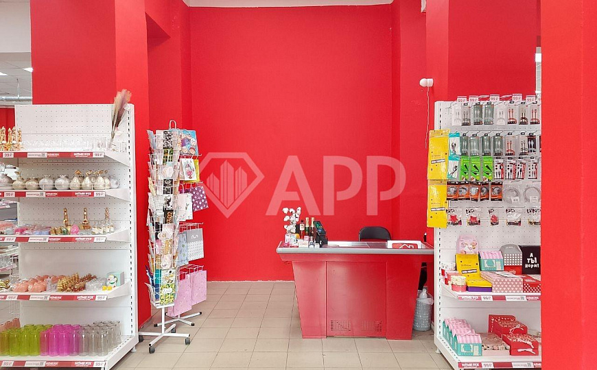 Помещение свободного назначения на трафике фото