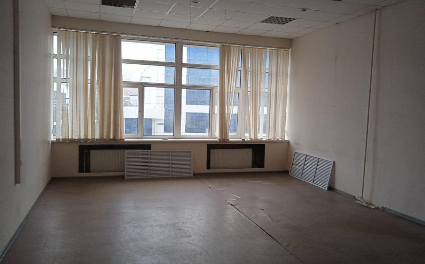 Продам офис 50м2 на втором этаже на Телегина фото