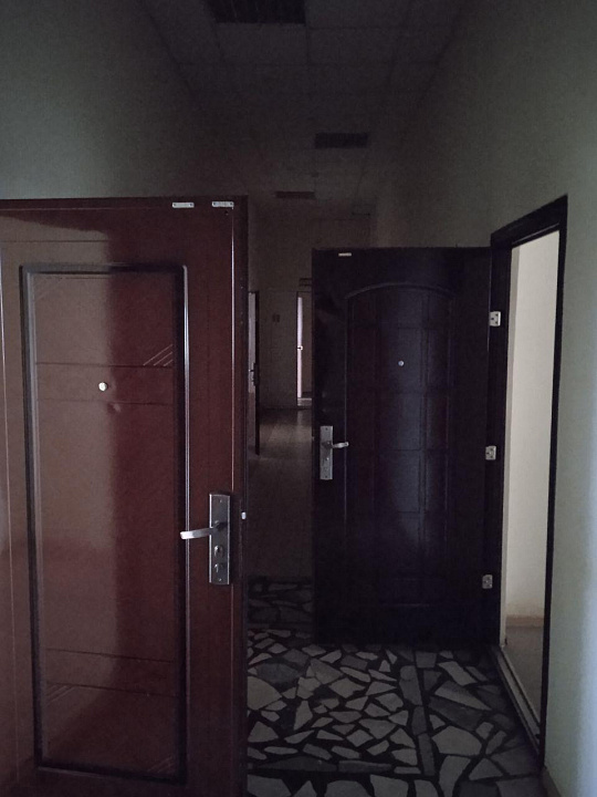 Продам офис 50м2 на втором этаже на Телегина фото