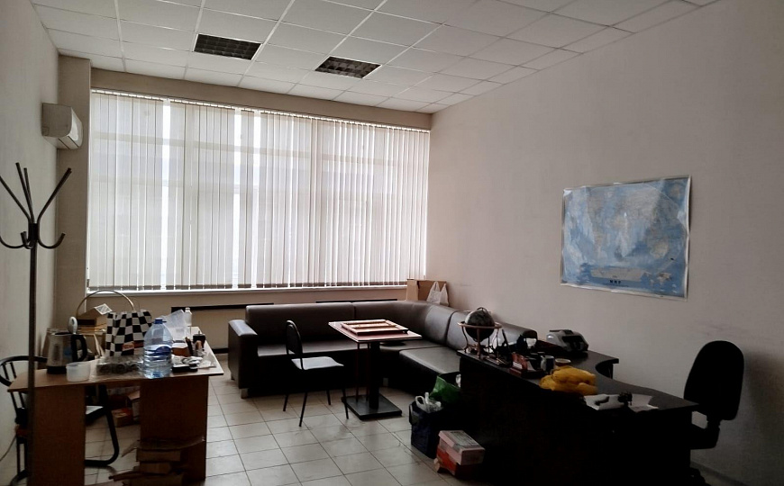 Продам офис 50м2 на втором этаже на Телегина фото