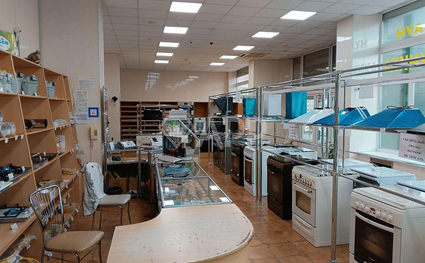 Сдам торговое помещение, от 60.5 до 152 м² фото