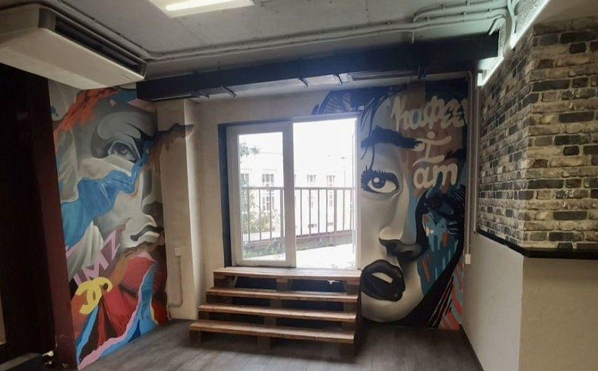 Здание 818,8 м² на 1 линии ул. Молодогвардейской фото