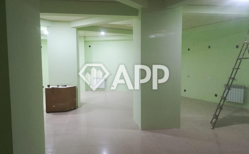 Аренда торговое помещение площадью 80 м² фото