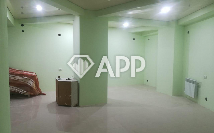 Аренда торговое помещение площадью 80 м² фото