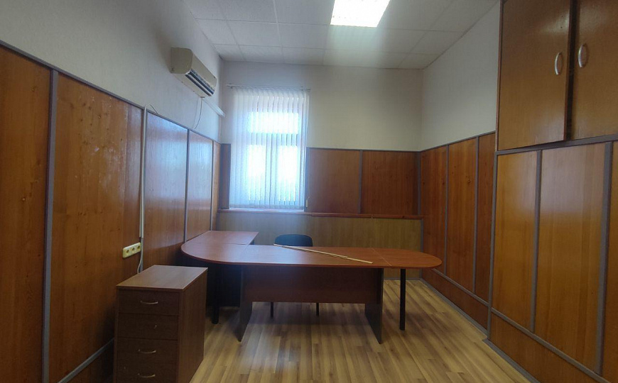 Офис на  1ой линии, 190 м² фото