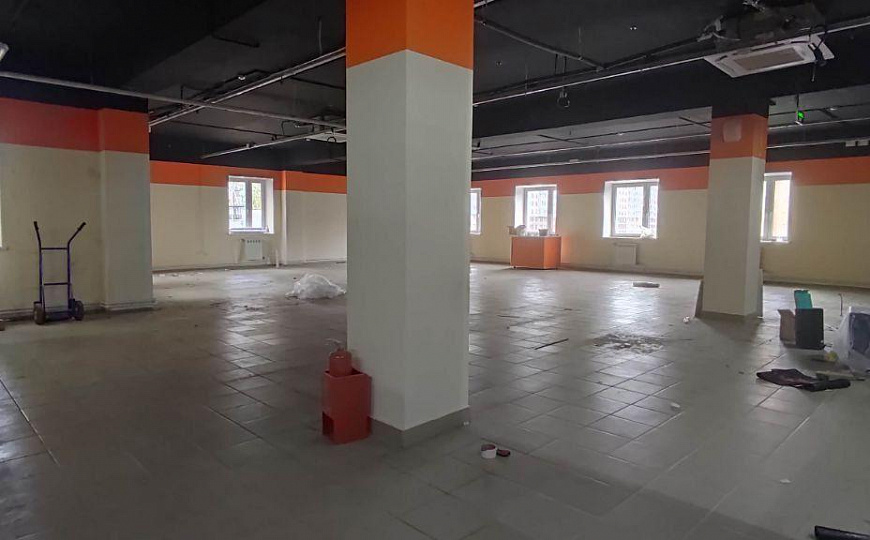 Сдам помещение в Торговом Центре от 230 до 520 кв.м. фото