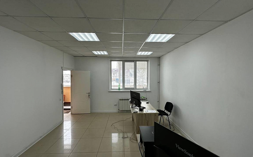 Аренда офис 30 м² (мокрая точка) фото