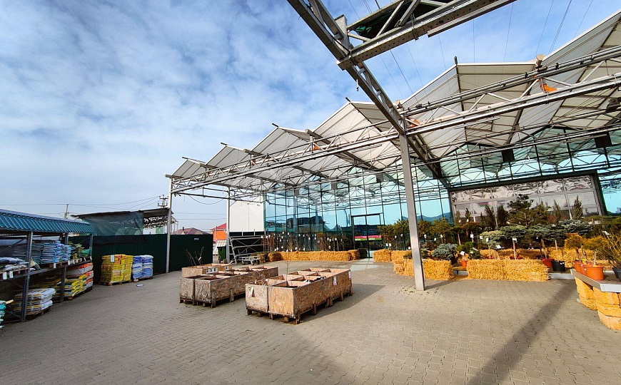 Продаю торговый центр, 3 800 м² фото