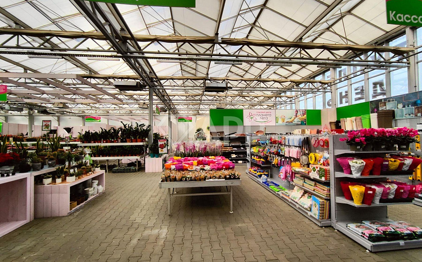 Продаю торговый центр, 3 800 м² фото