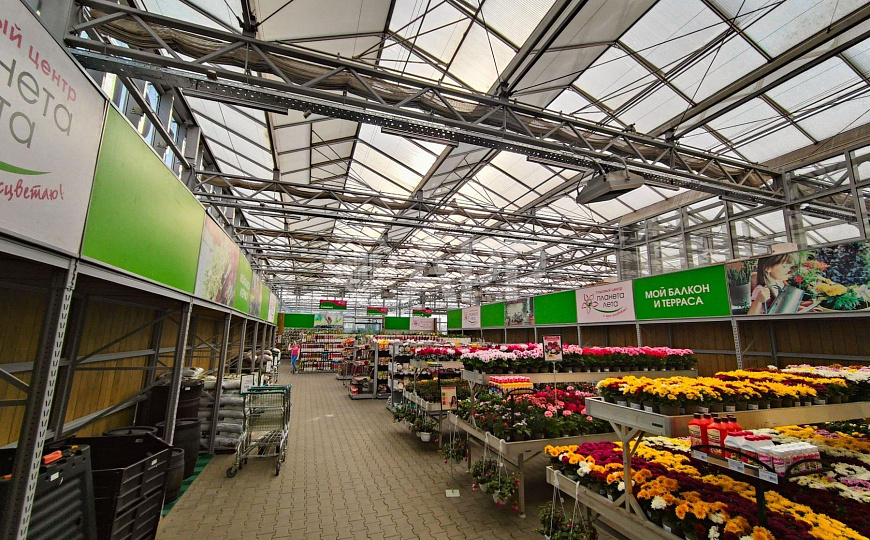 Продаю торговый центр, 3 800 м² фото